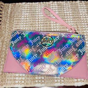 CUTE Juicy Couture Wristlet 👛